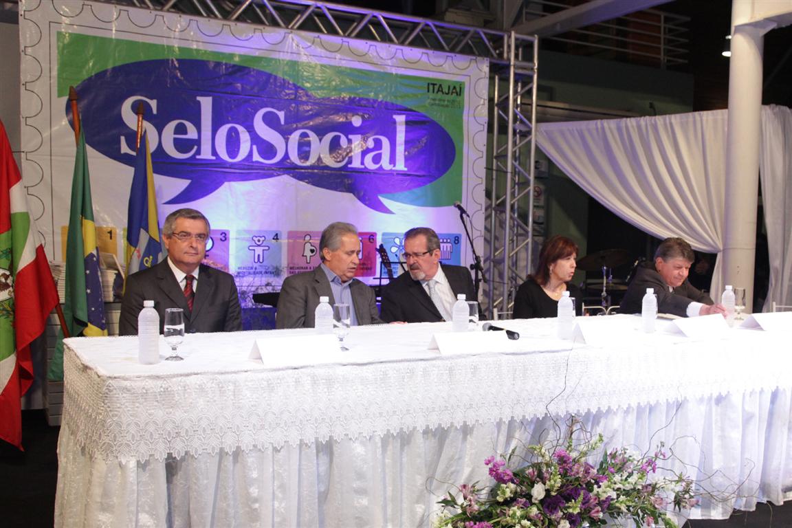Selo_Social_premia_74_empresas_18275_-_Autor_da_foto_-_Nelson_Robledo_Medium.jpg